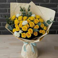 Букет цветов из:  Розы в Северном Московской области