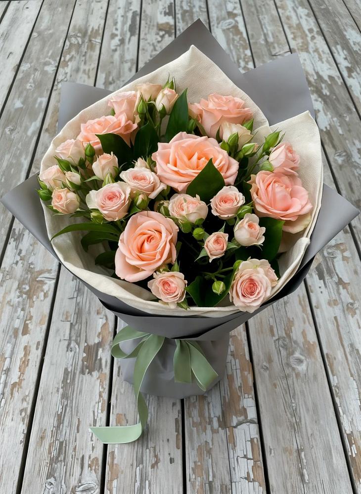 Букет цветов из: Розы в Северном Московской области