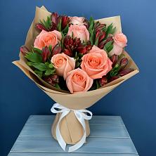 Букет цветов из:  Розы и Альстромерии в Северном Московской области