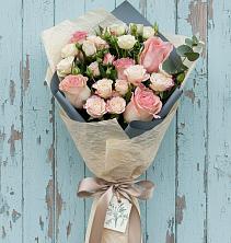 Букет цветов из:  Розы в Северном Московской области