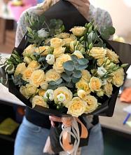 Букет цветов из:  Розы и Лизиантусы #REPLACE_PRED# Северном Московской области