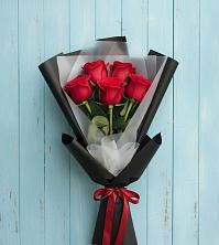 Букет цветов из:  Розы в Северном Московской области