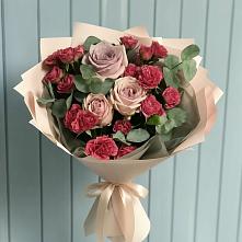 Букет цветов из:  Гвоздики и Розы #REPLACE_PRED# Северном Московской области