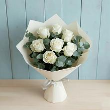 Букет Белые розы в Эвкалипте в Северном Московской области