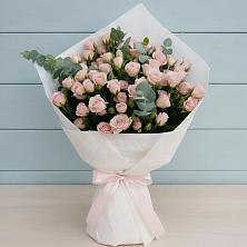 Букет цветов из:  Розы в Северном Московской области
