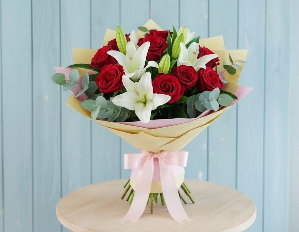 Букет цветов из: Лилии и Розы в Северном Московской области